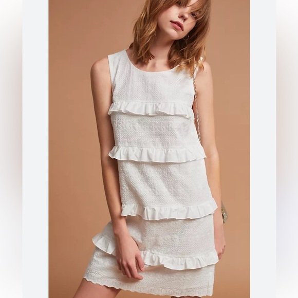 Womens Anthropologie Lilis Closet White Floral EyeLet Ruffle Tiered Shift Dress - Picture 1 of 10